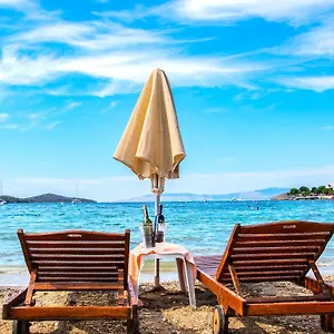 Blue Bay (adults Only) Otel
